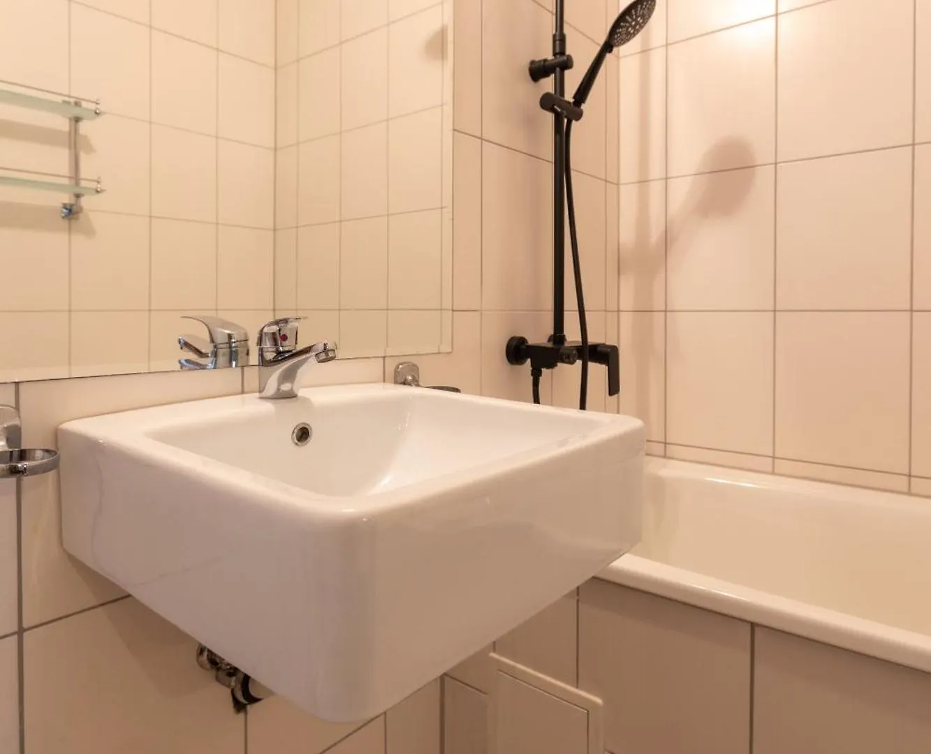 Cedar Lodge III 2 Bdrm Flat B12 Bansko Apartment