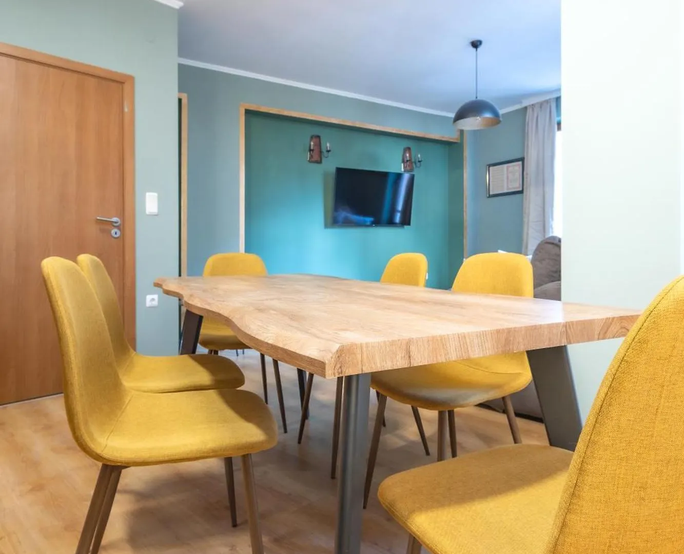 Cedar Lodge III 2 Bdrm Flat B12 Bansko Bulgaria