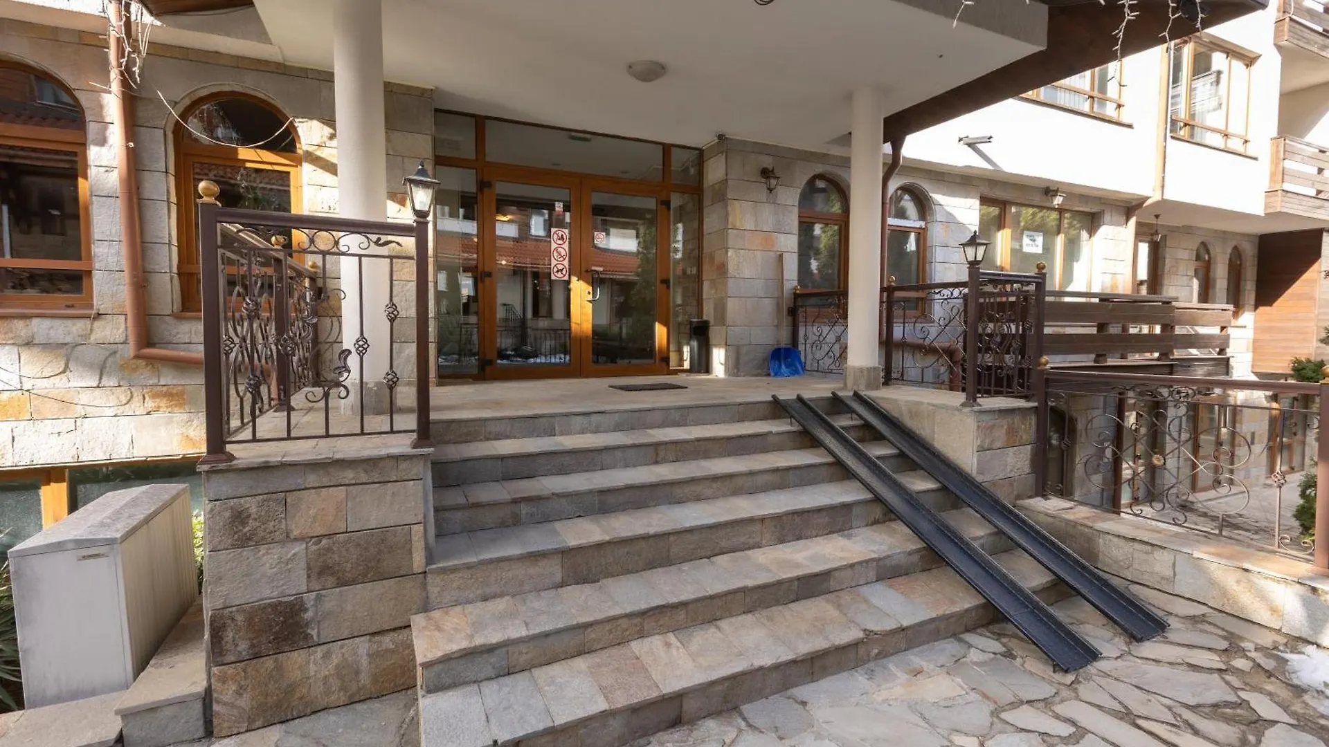 Apartment Cedar Lodge III 2 Bdrm Flat B12 Bansko